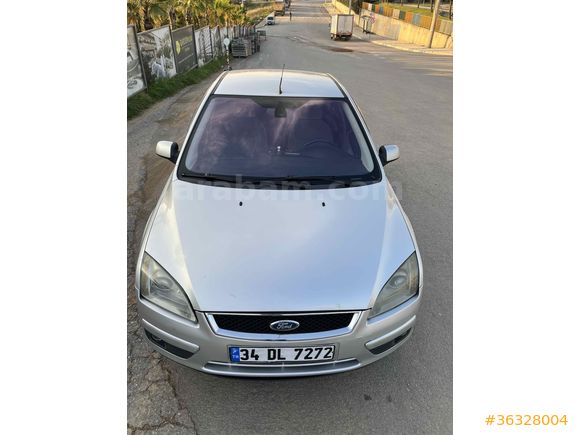 Sahibinden Ford Focus 1.6 TDCi Ghia 2006 Model Gri (Gümüş)