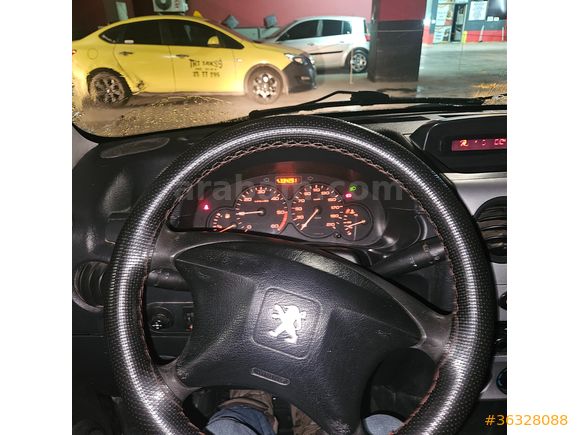 Sahibinden Peugeot Partner 1.9 D 2005 Model 