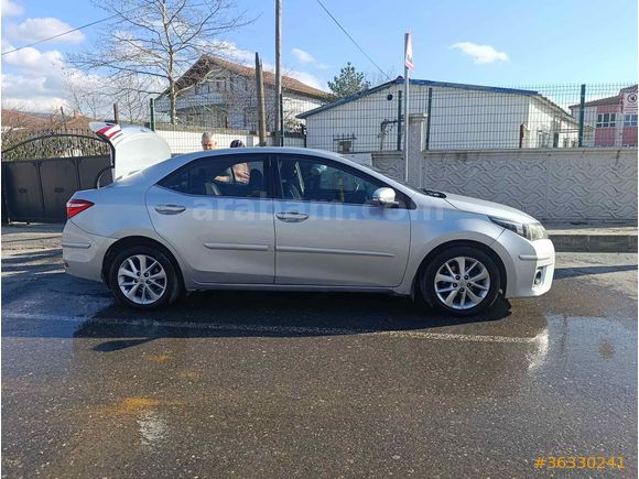 Sahibinden Toyota Corolla 1.4 D-4D Advance 2014 Model  167.000 km Gri (Gümüş)
