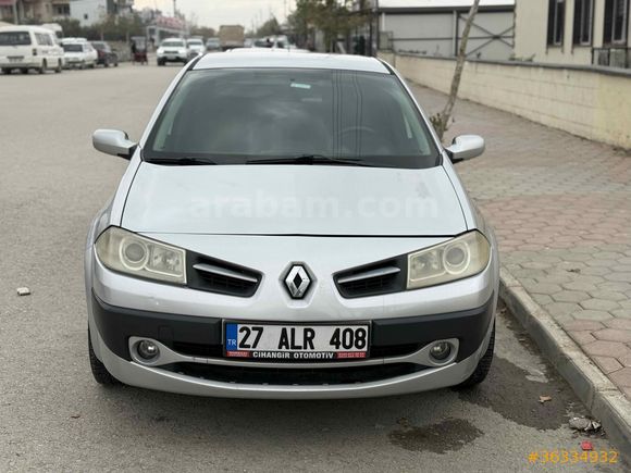 MEMURDAN-DEĞİŞENSİZ-KAPUT TAVAN BAGAJ BOYASIZ- 2009 MEGANE 2 DİZEL