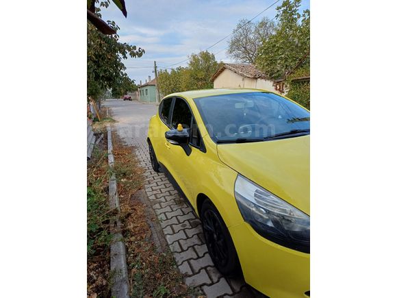ÇOK ACİL SATILIK Sahibinden Renault Clio 1.2 Joy 2012 Model  105.000km Sarı