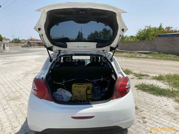 Sahibinden Peugeot 208 1.2 VTi Active 2012 Model Beyaz