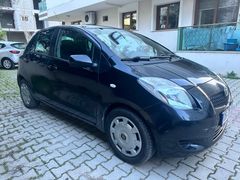 Sahibinden Toyota Yaris 1.0 Terra 2006 Model  310.000 km Siyah Düz Vites