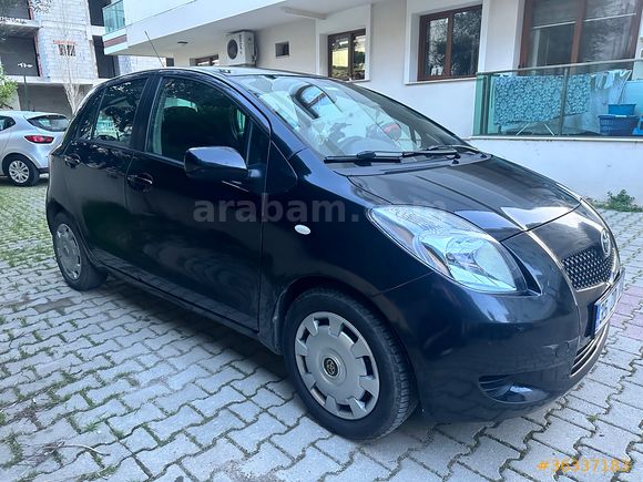 Sahibinden Toyota Yaris 1.0 Terra 2006 Model  310.000 km Siyah Düz Vites