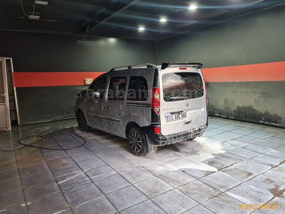 Sahibinden Renault Kangoo Multix 1.5 dCi Authentique 2010 Model 