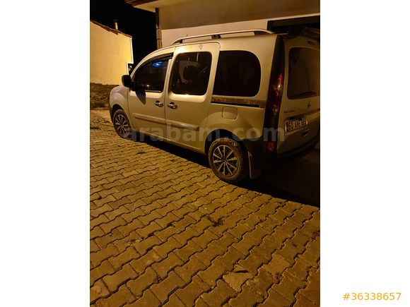 Sahibinden Renault Kangoo Multix 1.5 dCi Authentique 2010 Model 