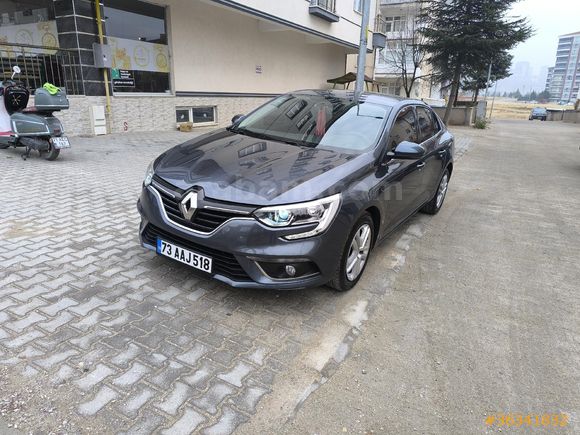 Sahibinden Renault Megane 1.3 TCe Joy 2020 Model