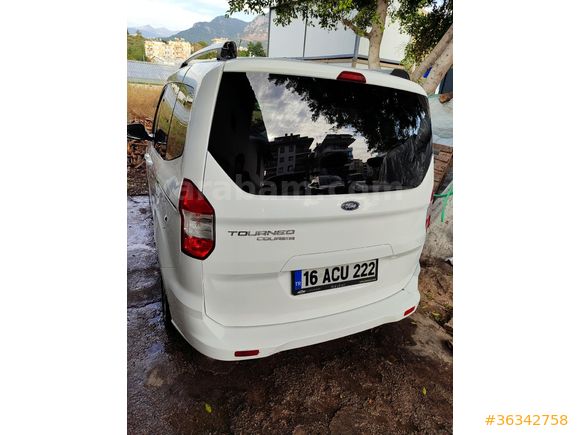 Sahibinden Ford Tourneo Courier 1.6 TDCi Black Line 2017 Model  224 km Beyaz