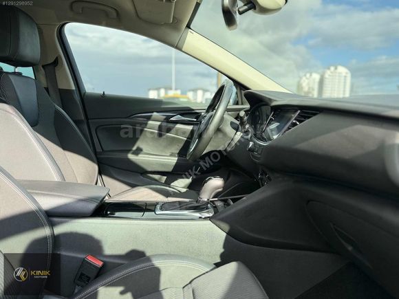 KINIK | İNSİGNİA 1.5 DİZEL OTOMATİK ŞRT TKP HYLT EKRN KK12TK