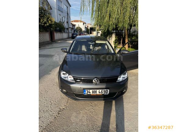 Sahibinden Volkswagen Jetta 1.6 TDi Highline 2011 Model Sakarya 235.000 km Gri (metalik)