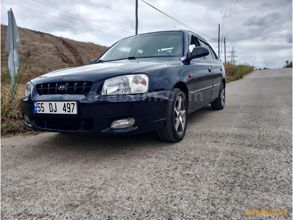 Sahibinden Hyundai Accent 1.5 GLS 2001 Model  370.000 km Lacivert