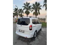 Sahibinden Ford Tourneo Courier 1.5 TDCi Titanium 2020 Model  176.000 km Beyaz