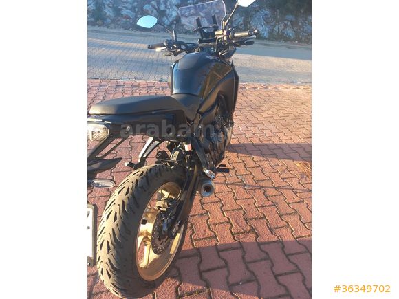 TFT Ekran 2024 Düşük Km. Siyah Tracer 7
