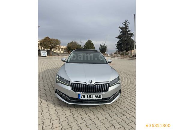 Sahibinden Skoda SuperB 1.6 TDI Premium 2020 Model  ops. cam tavanlı 142.500 km Gri (Gümüş)