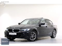 ÖZTORUN OTO - 2022 - BMW 320i Sedan - Sport Line