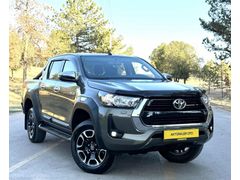 2023 MODEL 12 BİN KM DE OTOMATİK TOYOTA HİLUX AKSESUARLI