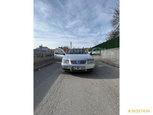 Sahibinden Volkswagen Bora 1.6 Pacific 2004 Model  363.000 km Gri