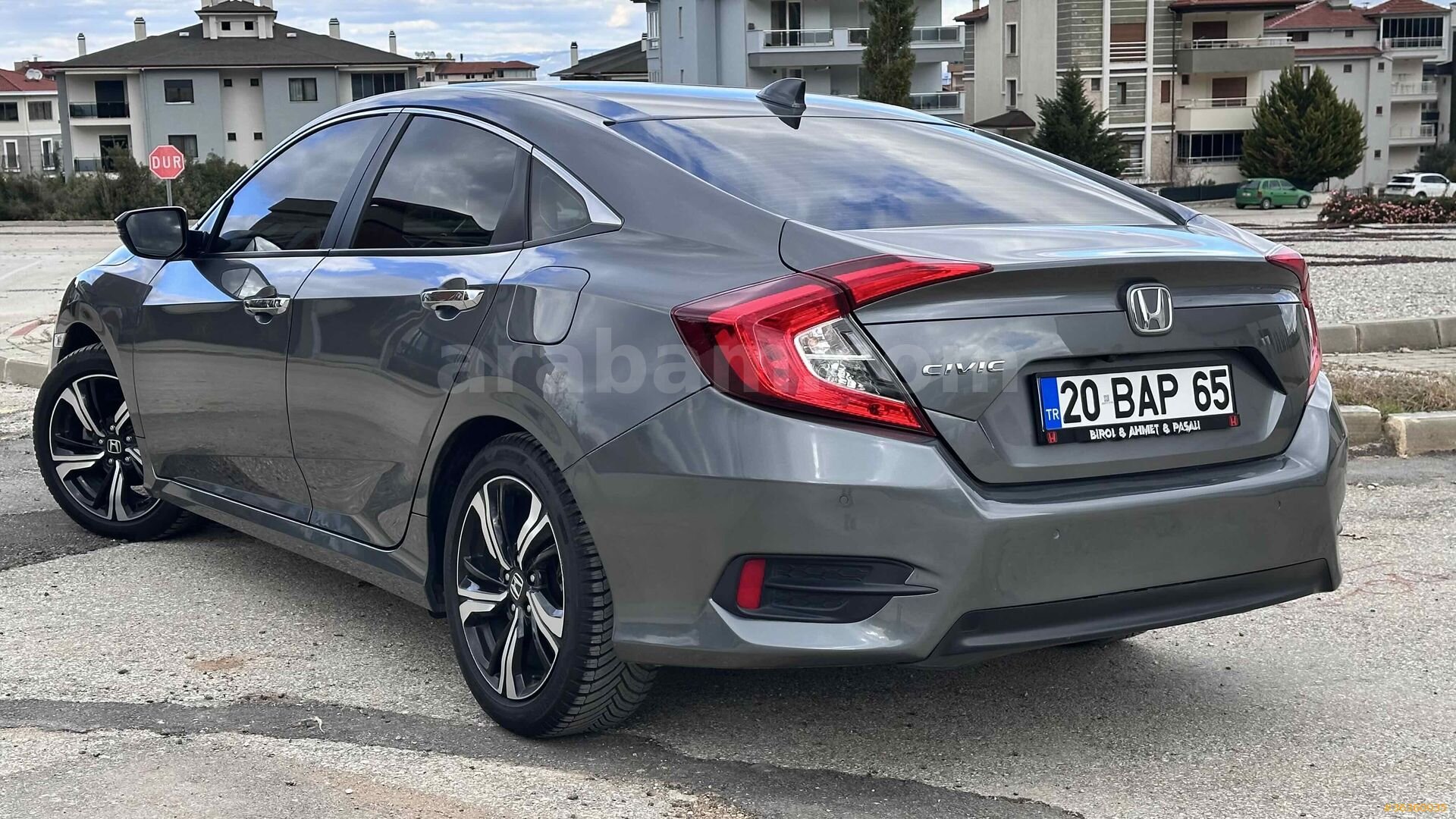 Galeriden Honda Civic 1.6i VTEC Eco Executive 2020 Model Denizli 48.000 km Füme 2