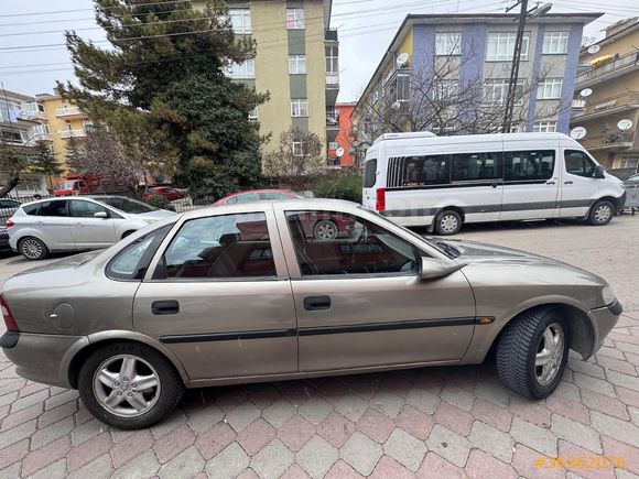 13 yıllık Sahibinden Opel Vectra 2.0 GLS 1998 Model
