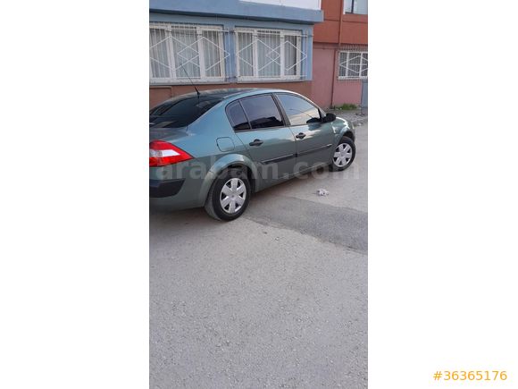Sahibinden Renault Megane 1.6 Authentique 2004 Model  197.000 km Yeşil