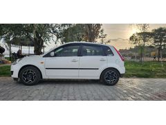 Sahibinden Ford Fiesta 1.4 Comfort 2006 Model