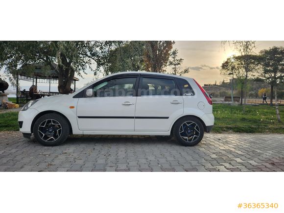 Sahibinden Ford Fiesta 1.4 Comfort 2006 Model