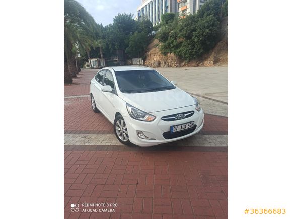 Sahibinden Hyundai Accent Blue 1.6 CRDI Mode Plus 2014 Model Antalya 162.500 km Beyaz