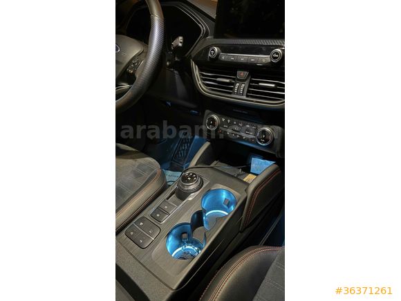 Sahibinden Ford Kuga 1.5 EcoBoost ST Line 2023 Model 