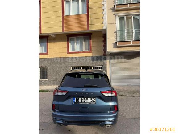 Sahibinden Ford Kuga 1.5 EcoBoost ST Line 2023 Model 