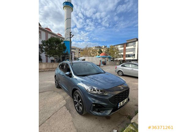 Sahibinden Ford Kuga 1.5 EcoBoost ST Line 2023 Model 