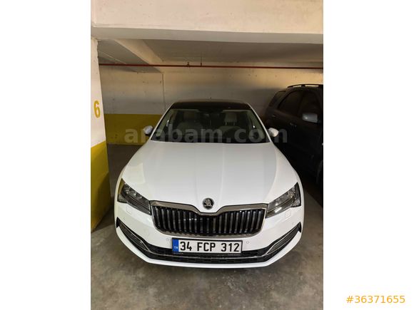 Sahibinden Skoda SuperB 1.5 TSI Prestige 2022 Model İstanbul 67.000 km Beyaz