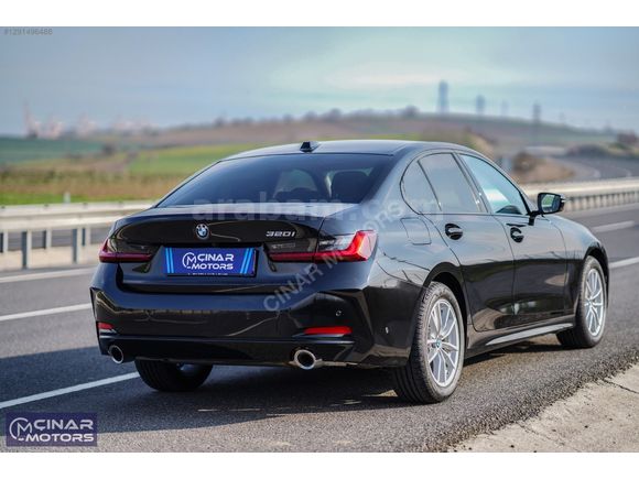 **ÇINAR MOTORS 2025 BMW 3.20i SPORT LİNE - TABA DERİ - NAVİ**