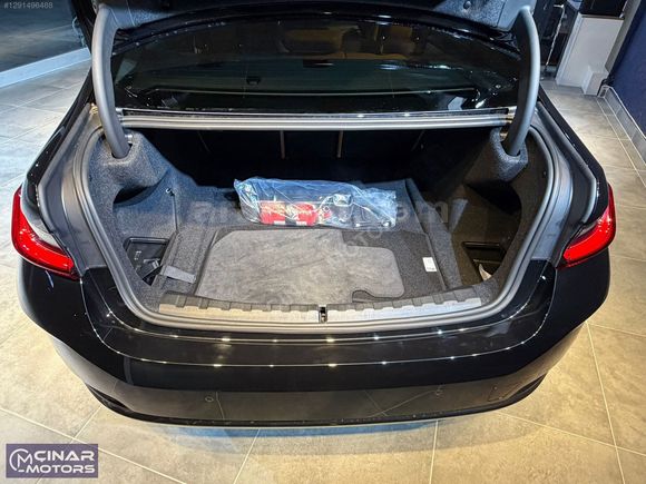 **ÇINAR MOTORS 2025 BMW 3.20i SPORT LİNE - TABA DERİ - NAVİ**