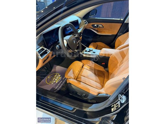 **ÇINAR MOTORS 2025 BMW 3.20i SPORT LİNE - TABA DERİ - NAVİ**