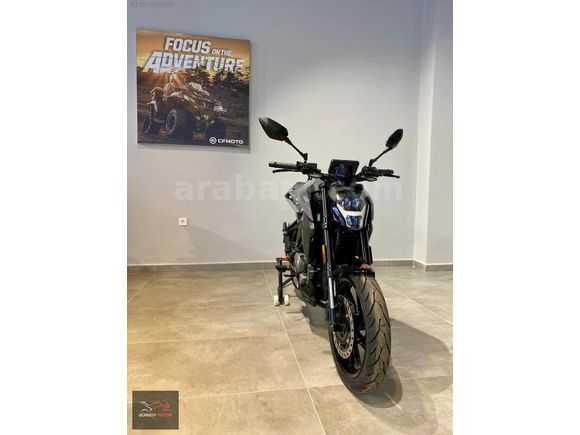 CFMOTO 250NK