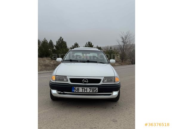 Sahibinden Opel Astra 1.6 GL 2001 Model  186.000 km Beyaz
