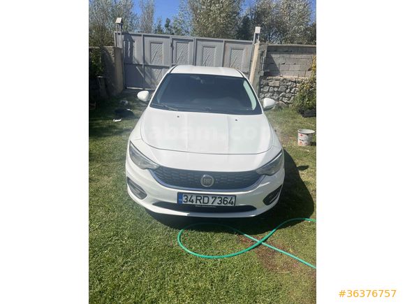 Sahibinden Fiat Egea 1.6 Multijet Comfort 2017 Model  270.000 km Beyaz