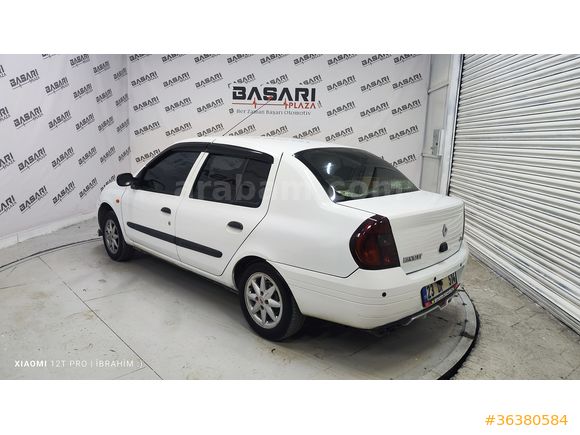 ACİL SATILIKTIR!!!  Renault Clio 1.4 16Valf RN klimalı 2001 Model