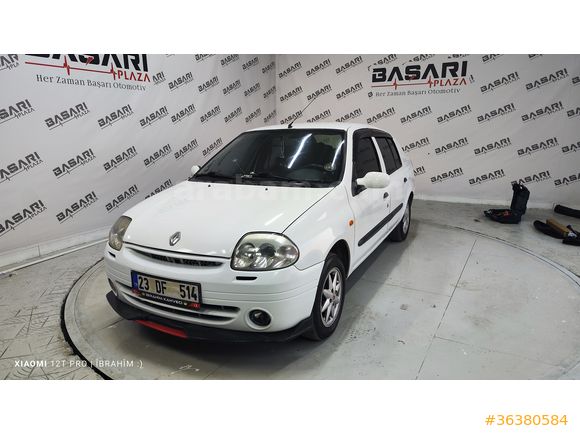 ACİL SATILIKTIR!!!  Renault Clio 1.4 16Valf RN klimalı 2001 Model