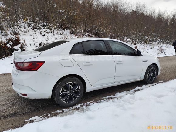 Sahibinden Değişensiz Boyasız Renault Megane 1.6 Joy 2018 Model