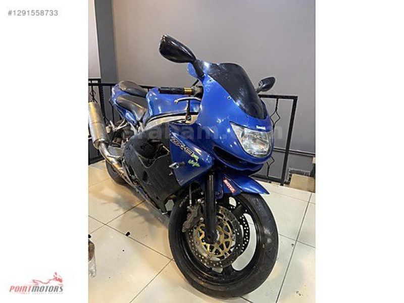 Galeriden Kawasaki Ninja ZX-10R 1998 Model İstanbul 65.000 km Mavi