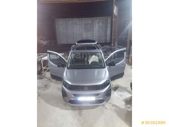 Sahibinden Peugeot Rifter 1.5 BlueHDI GT Line 2024 Model