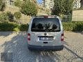 Caddy Combi 1.9 TDI Camlı Van