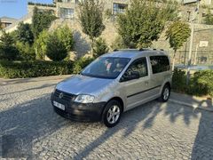 Caddy Combi 1.9 TDI Camlı Van