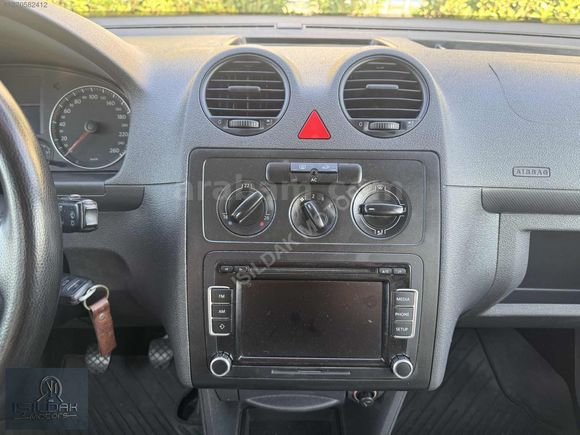 Caddy Combi 1.9 TDI Camlı Van