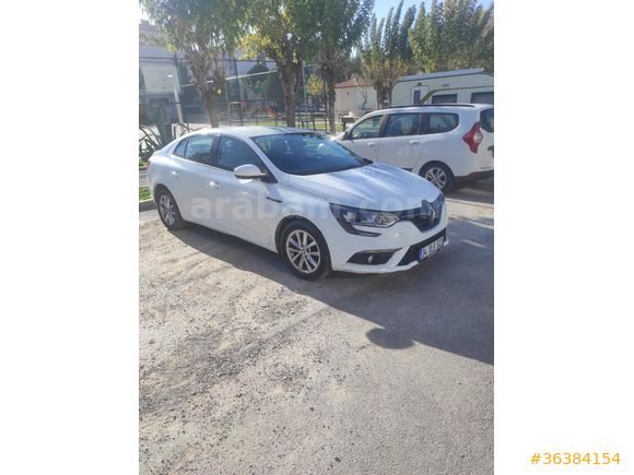 Sahibinden Renault Megane 1.5 Blue DCI Touch 2020 Model