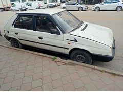 Skoda Favorit