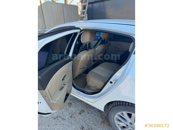 Sahibinden Renault Megane 1.5 dCi Privilege 2012 Model 