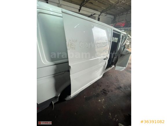 T7,5 Transporter sağ sürgülü kapı çıkma orjinal parça
