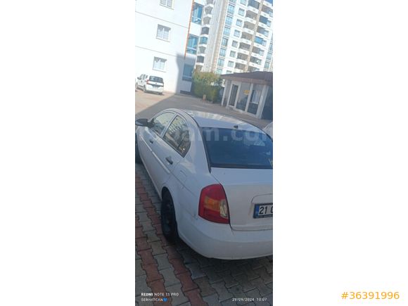 Sahibinden Hyundai Accent Era 1.4 Team 2010 Model